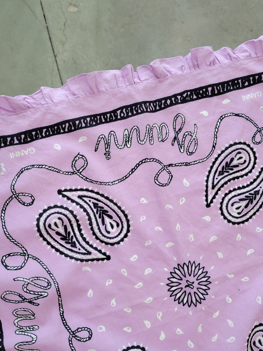 Ganni Lavender Paisley Ruffle Bandana Scarf - Picture 3 of 4